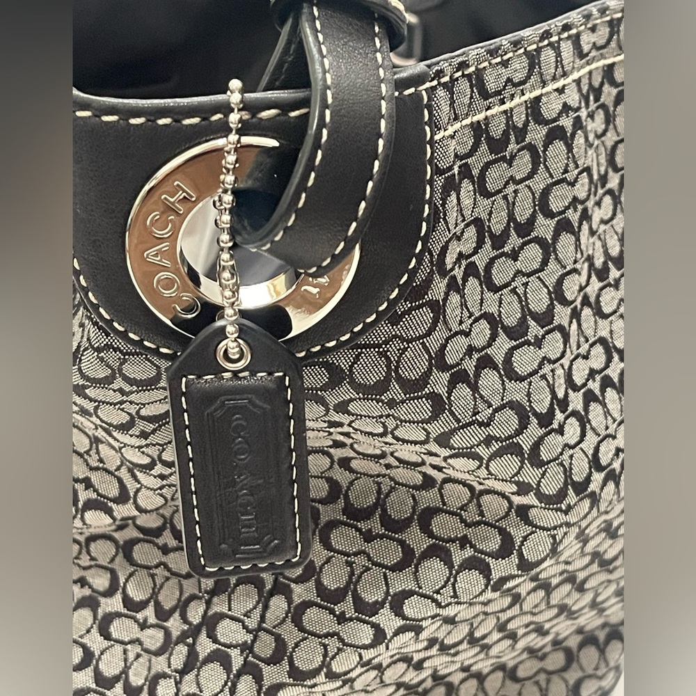 Coach Little CC Large Tote shoulder Bag – Signature Logo - Picture 10 of 16